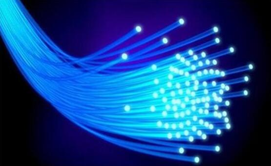維海立信UVLED線光源應用于光纖制造13048834002